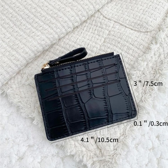 ⚠️Clearance Black Alligator Print Zipper Cardholder / Wallet - Picture 4 of 4